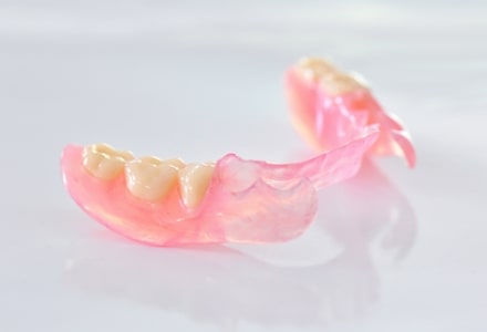 「即日」入れ歯をご提供