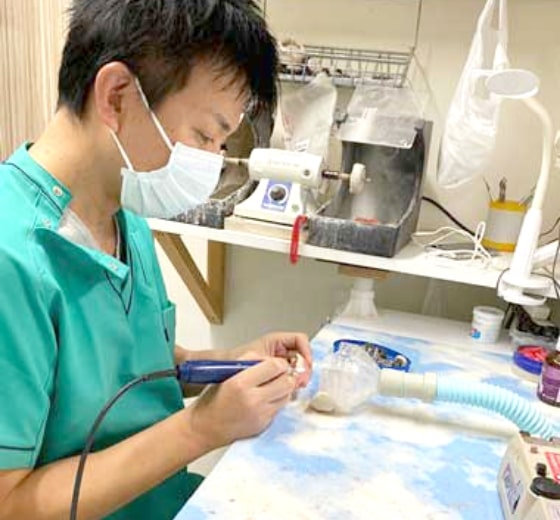 技工士 太田 康一